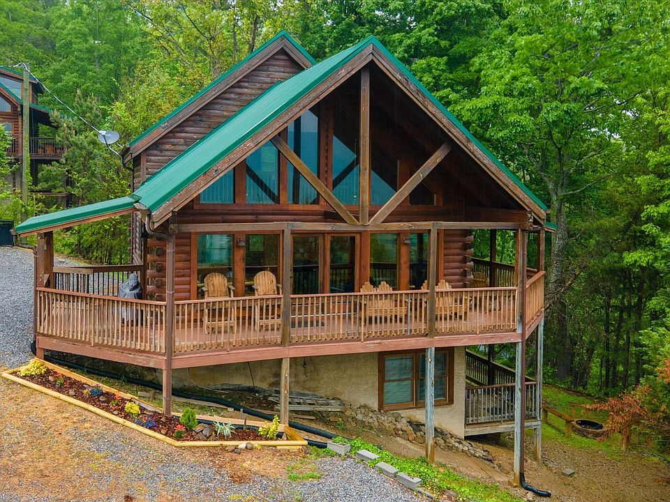 2620 Whipoorwill Hill Way, Sevierville, TN 37862 | Zillow