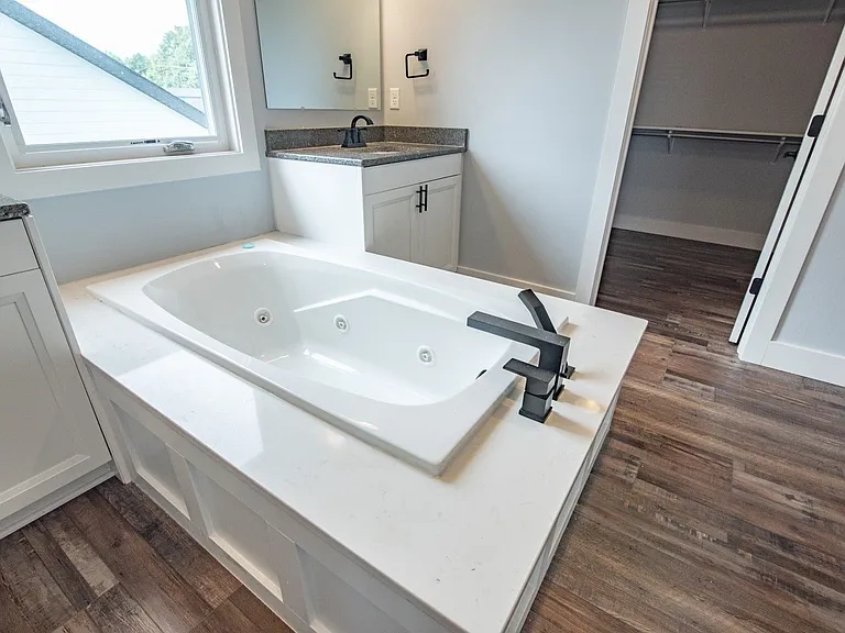 109 Gaston Cir — Photo 62