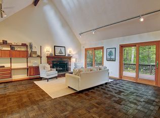 150 Rocky Hill Rd, Rehoboth, MA 02769
