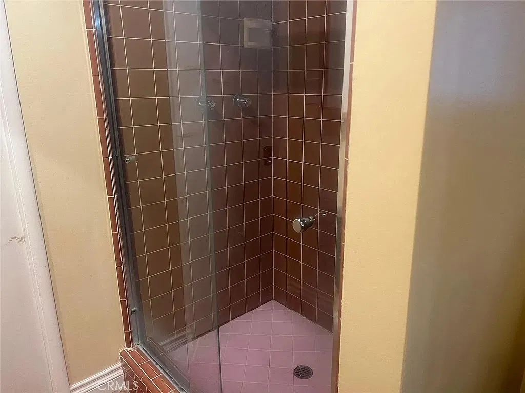 1 bed, 2686 sqft, $1,600 — Photo 3