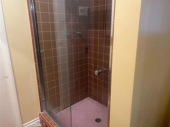 3rd image of 3405 Mulldae Ave
