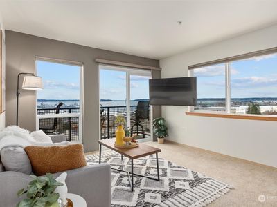 2818 Grand Avenue #B612, Everett, WA, 98201
