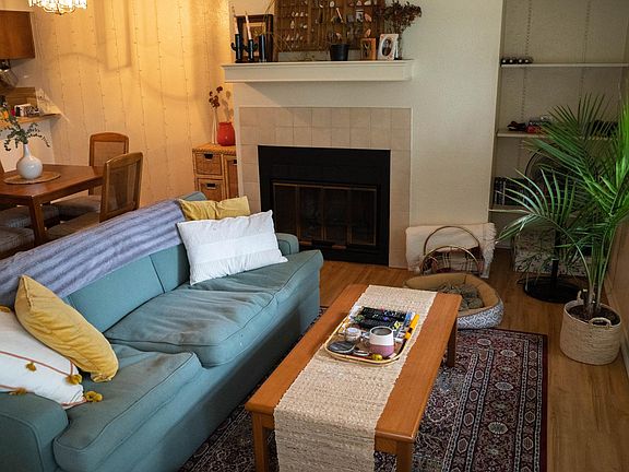 5th image of 5307 Indio Dr APT C