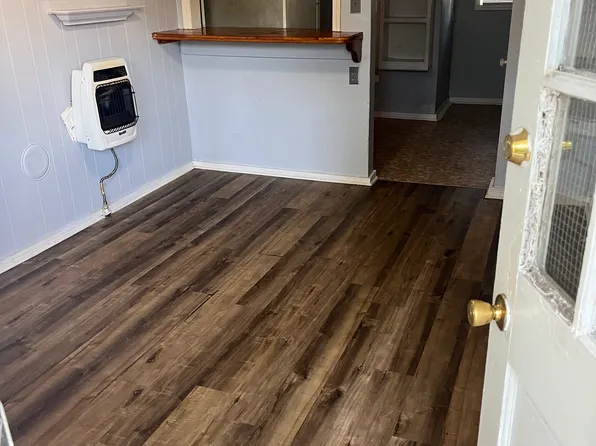 107 N 4th St #3, West Pt, KY 40177