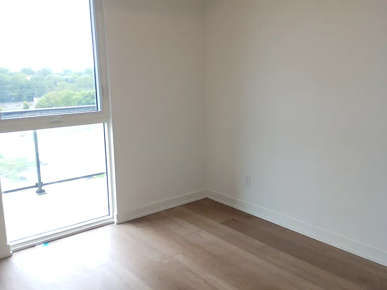 Beautiful Large Bedroom with Floor to ceiling windows ,recessed ceiling with modern architecture finishes