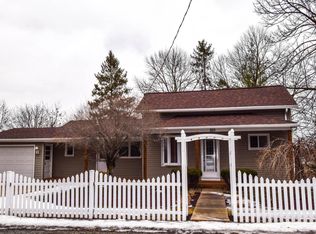 325 N Lyndon St, Waldo, WI 53093