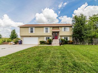 2704 Lakeview Ter, Milford, KS 66514