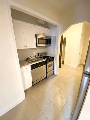 Rented by Oxford Property Group | media 26