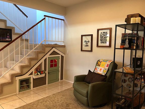 Staircase & hideaway