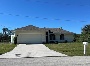 1123 Columbus Ave, Lehigh Acres, FL 33972