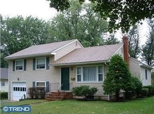 1153 Concord Dr, Haddonfield, NJ 08033