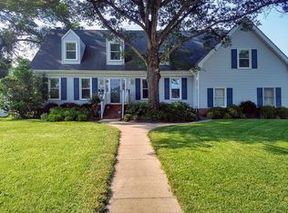 2092 Crew Ct, Virginia Beach, VA 23454