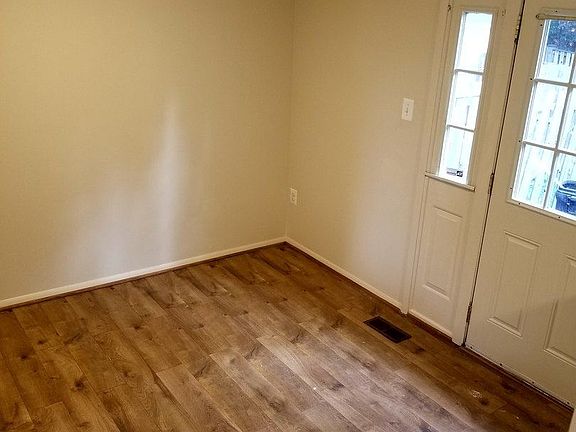 5th image of 14 McDonald Chapel Ct
