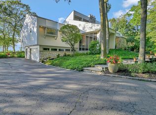 14 Silver Beech Ln, Baiting Hollow, NY 11933