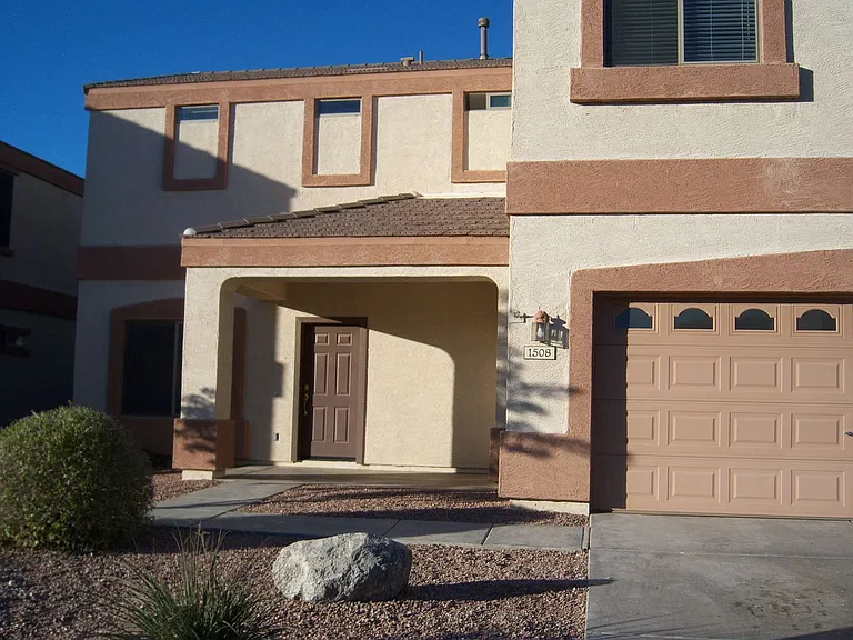 1508 E Heather Dr — Photo 6