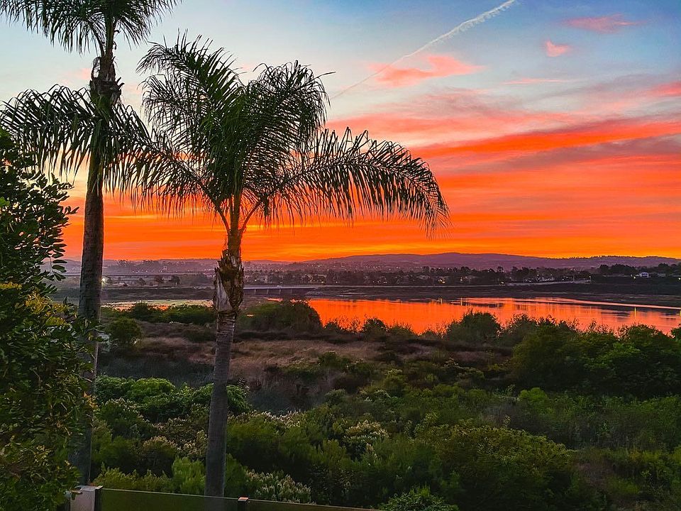 Located in the upper Newport Back Bay at Eastbluff and Jamboree