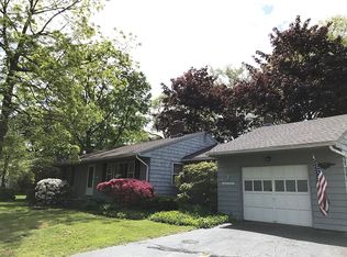 54 Bellaire Rd, Niantic, CT 06357