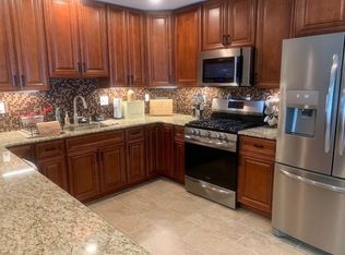 18 Newman Rd, Kendall Park, NJ 08824