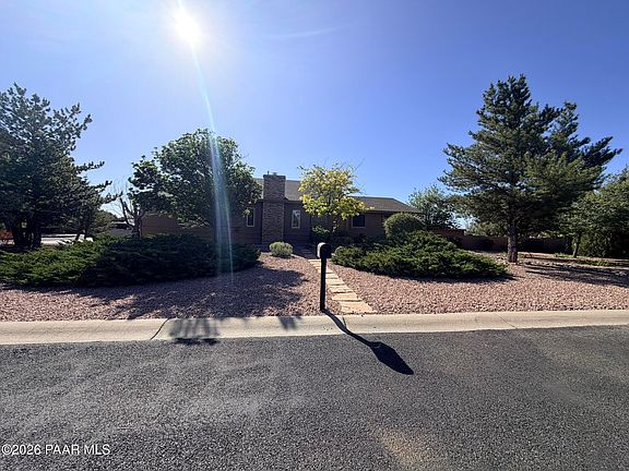 2nd image of 5697 N Honeysuckle Rd