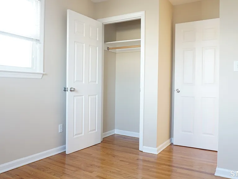 28-30 Sampson St #4 — Photo 16