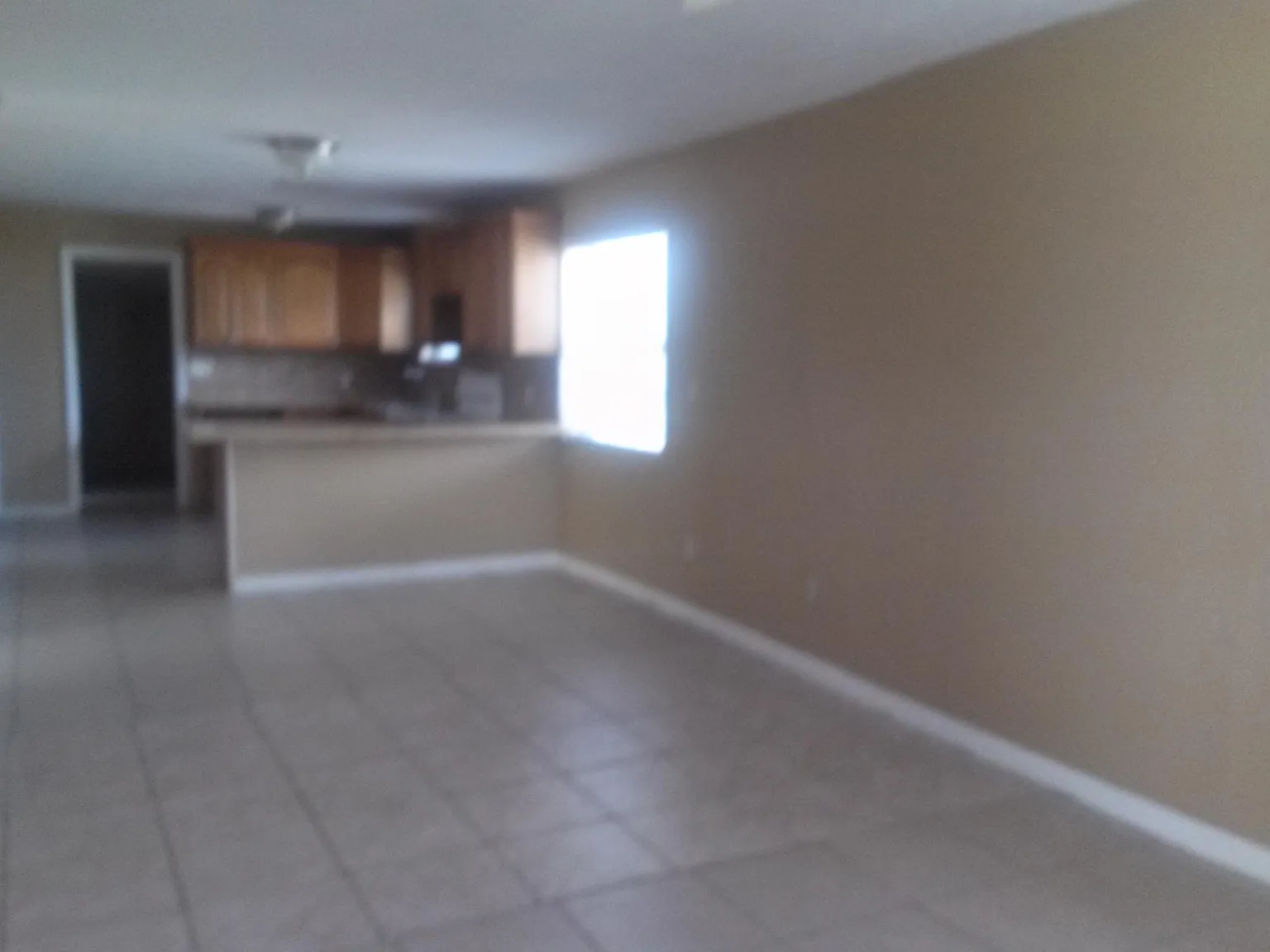 3 bed, 1.5 bath, 1304 sqft, $2,700 — Photo 3