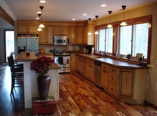 7170 Cook Rd, Powell, OH 43065