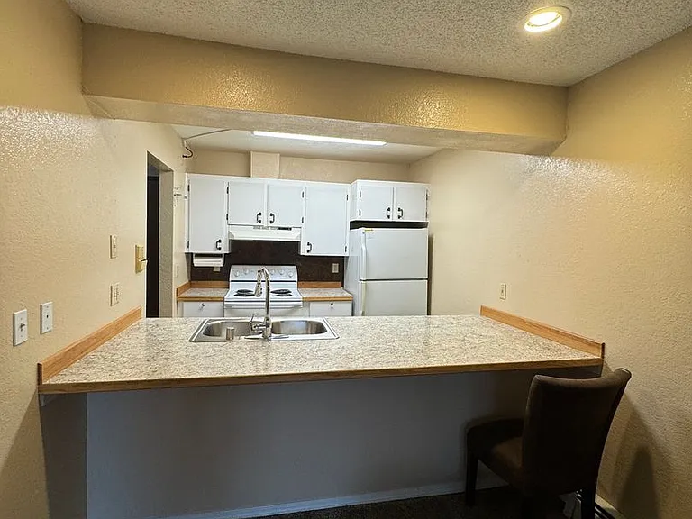 4333 San Ernesto Ave #W307 — Photo 4