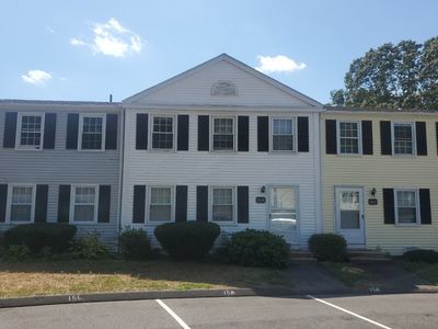 15 Lakeside Dr #M, Ledyard, CT, 06339