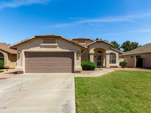 2244 E RAWHIDE Street, Gilbert, AZ 85296