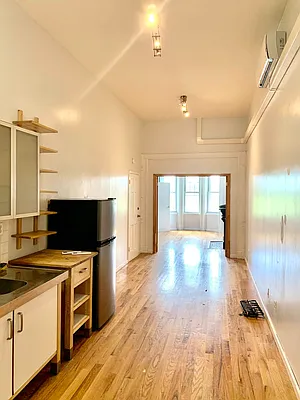 Rented by Roomeze | media 14