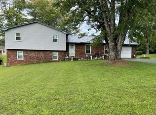 1655 Flintwood Ave, Cookeville, TN 38506