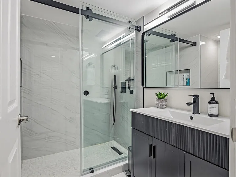 17372 Boca Club Blvd #408 — Photo 11