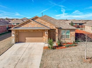 419 Regatta Ln, Azle, TX 76020
