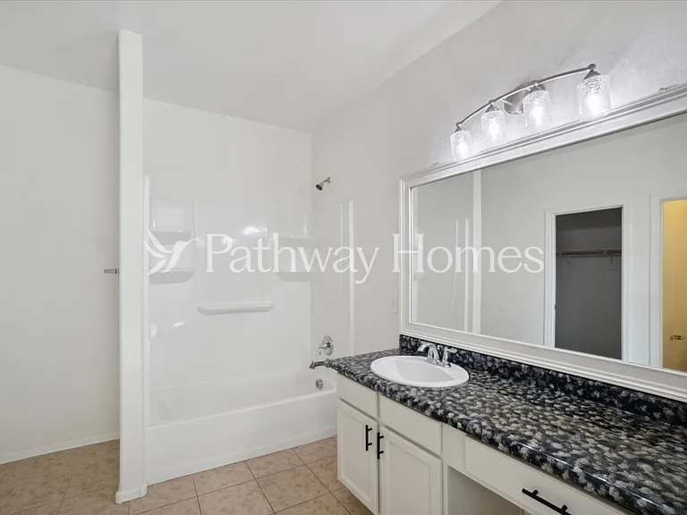 11781 W Overlin Ln — Photo 10