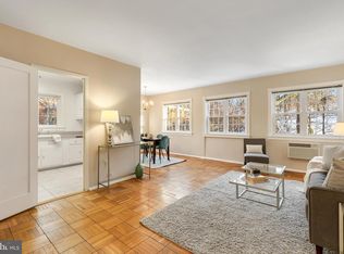 1244 Martha Custis Dr, Alexandria, VA 22302