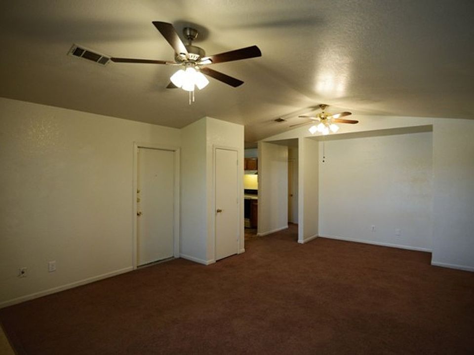 1st image of 5302 Morning Glen Ln APT B