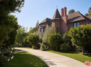 2501 N Vermont Ave, Los Angeles, CA 90027