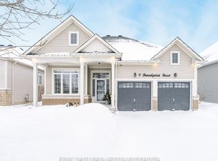 9 Broadpoint St, Wasaga Beach, ON L9Z 3B8