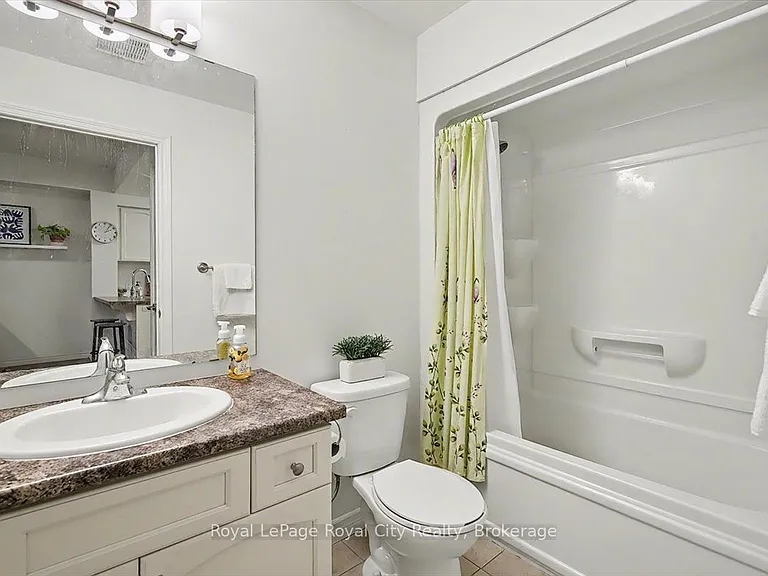 1284 Gordon St #120 — Photo 14