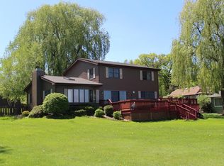 2804 Manor Ln, Delavan, WI 53115