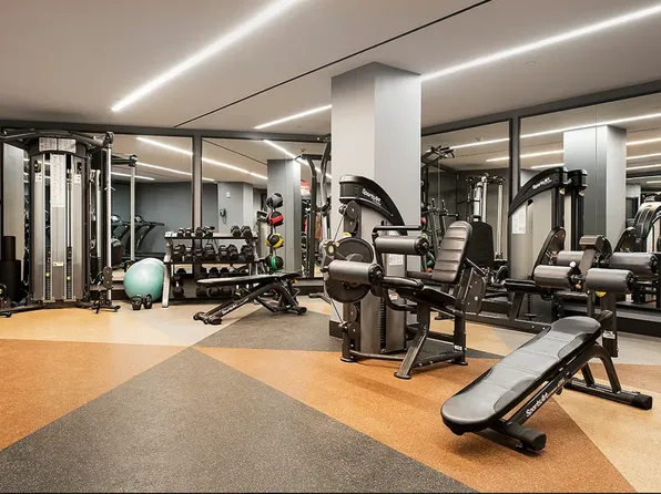 491 Keap Street image 17 of 21