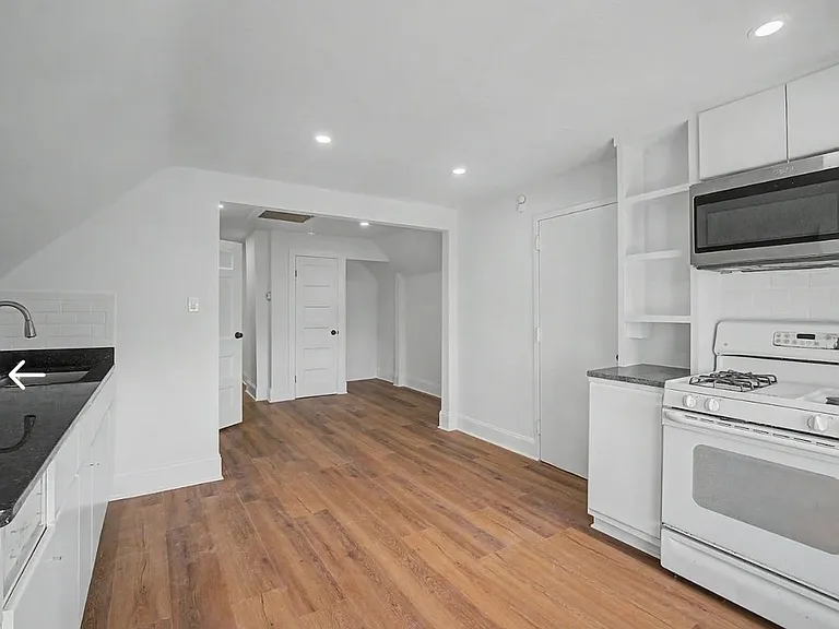 1872 North Ave #3 — Photo 25
