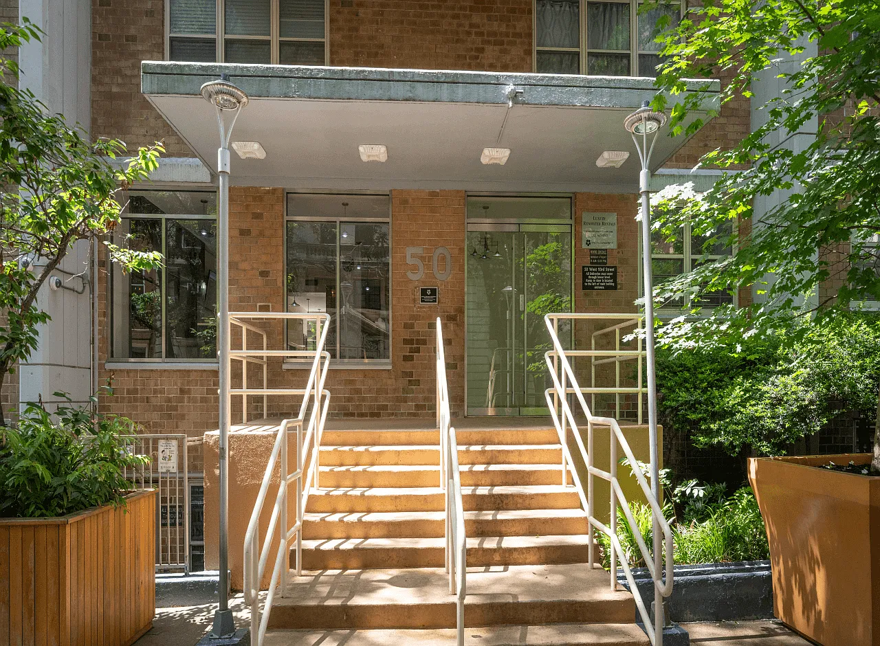 50 W 93rd St — Photo 4