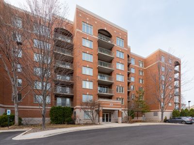 390 S Western Ave APT 410, Des Plaines, IL, 60016