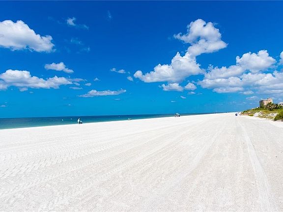 4th image of 1460 Gulf Blvd APT 808