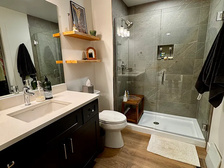 311 W Peach St #2 — Photo 6