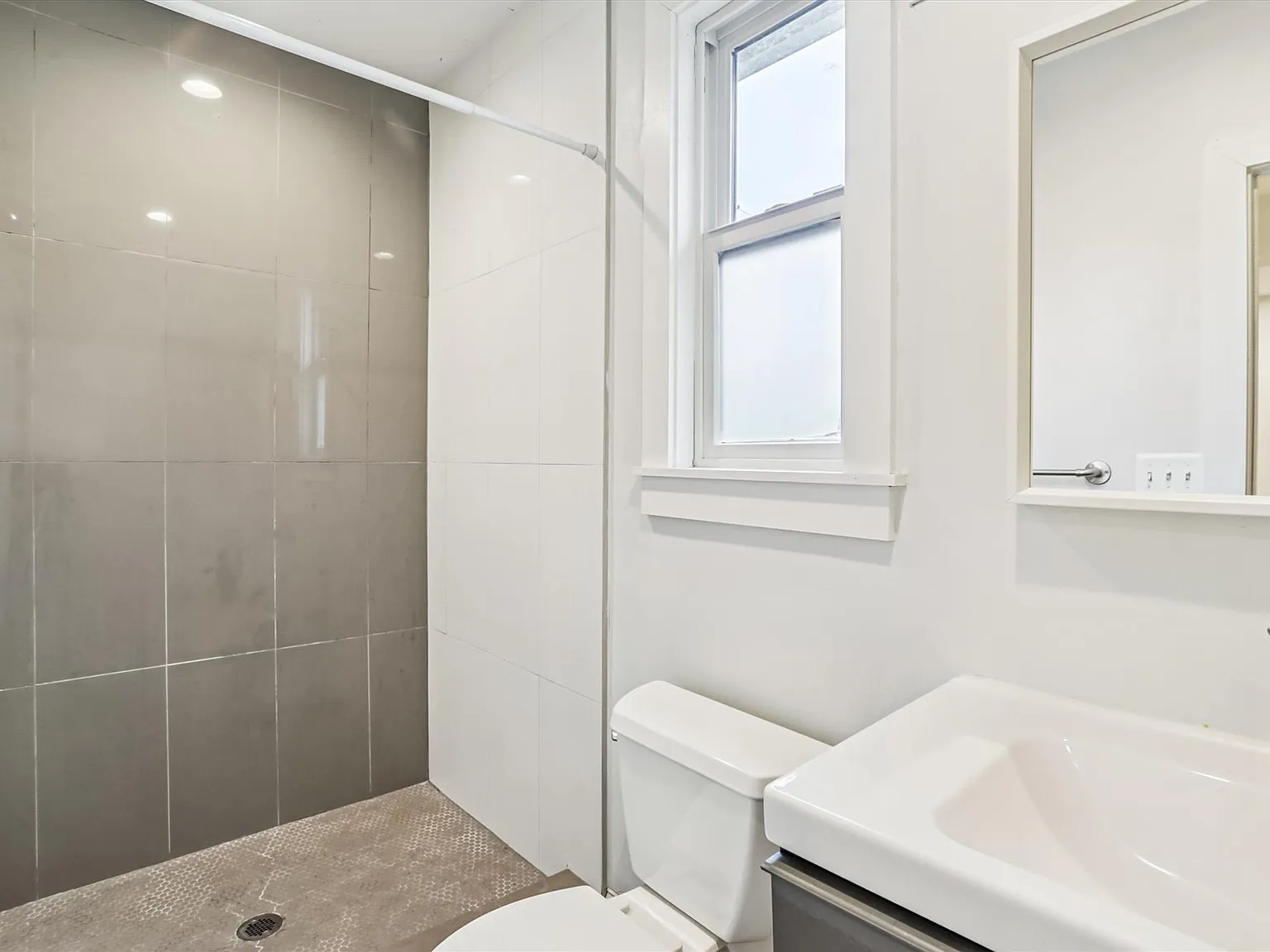 2 bed, 1512 sqft, $2,600 — Photo 4