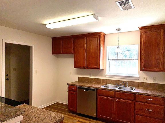 5th image of 3400 N 25th St