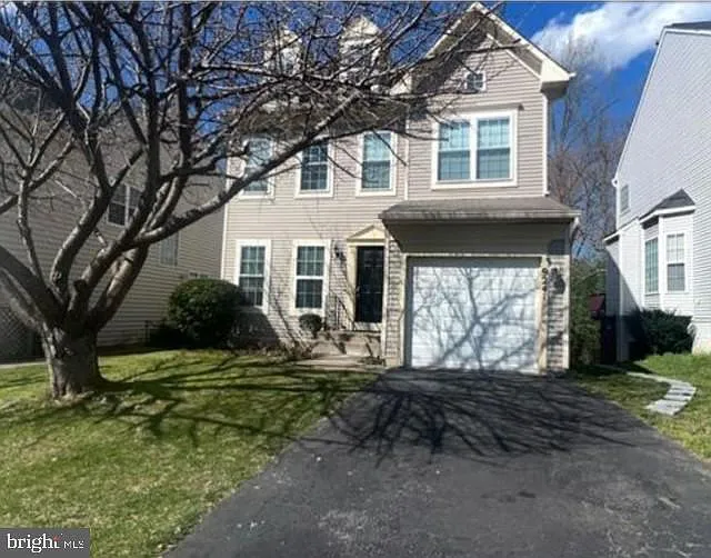 1 bed, 1.0 bath, 704 sqft, $1,650 — Photo 1