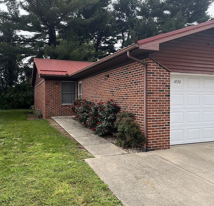 1st image of 1830 E Southern Manor Dr